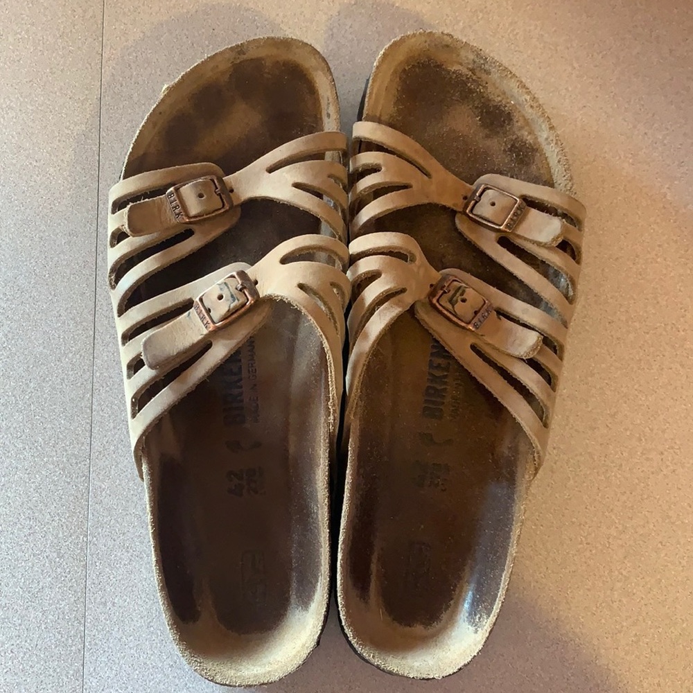 EU size 42 Narrow Soft Footbed Women’s Granada